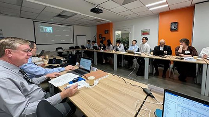 図２　ISO/TC20 国際会議（パリ／仏国）